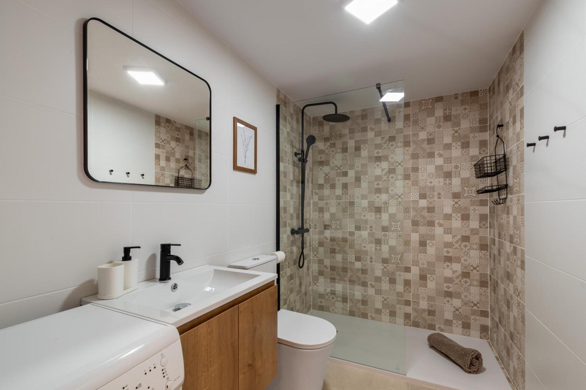 Renovated Apartment On Beachside With Pool Nerja Esterno foto