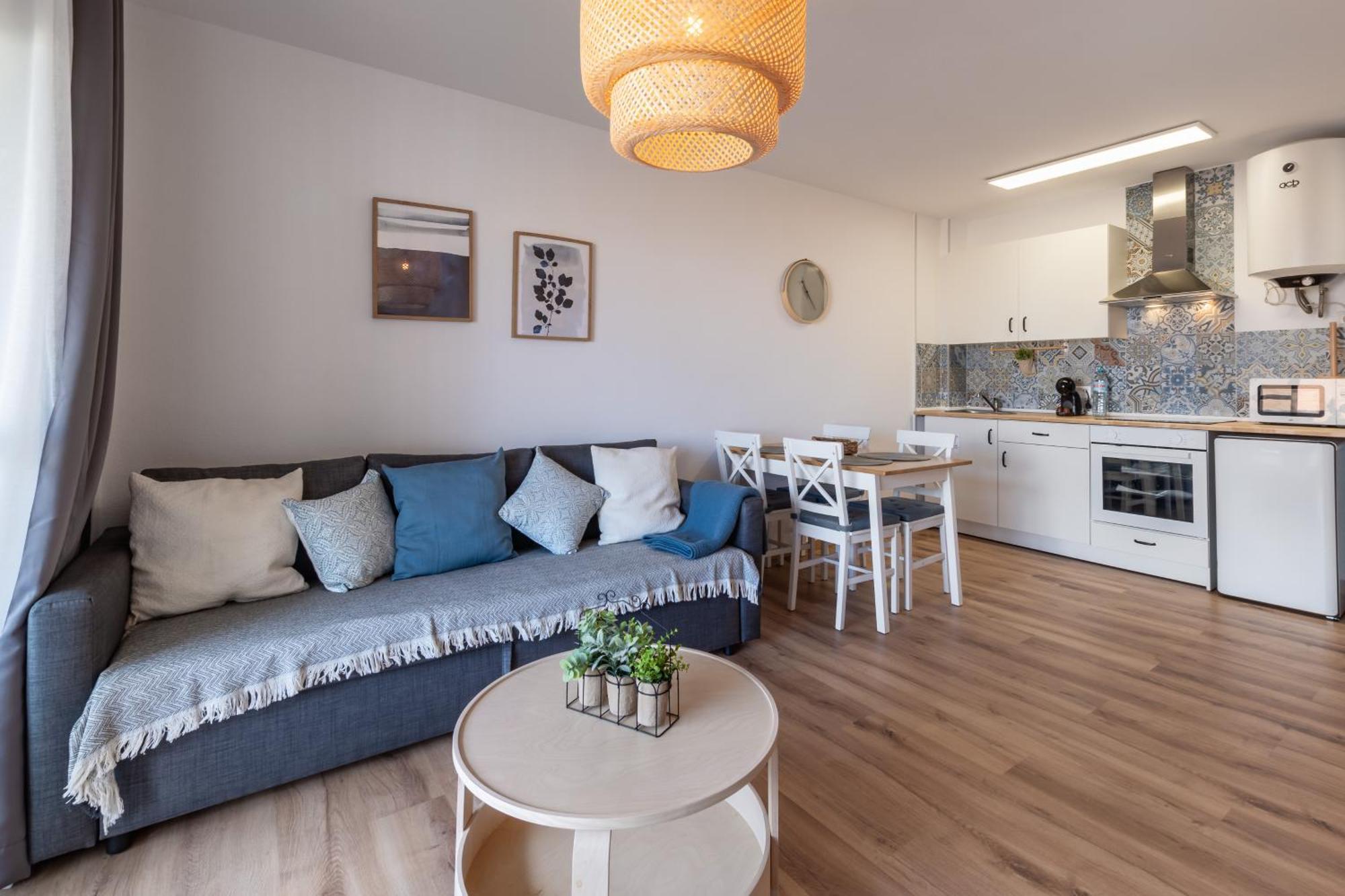Renovated Apartment On Beachside With Pool Nerja Camera foto