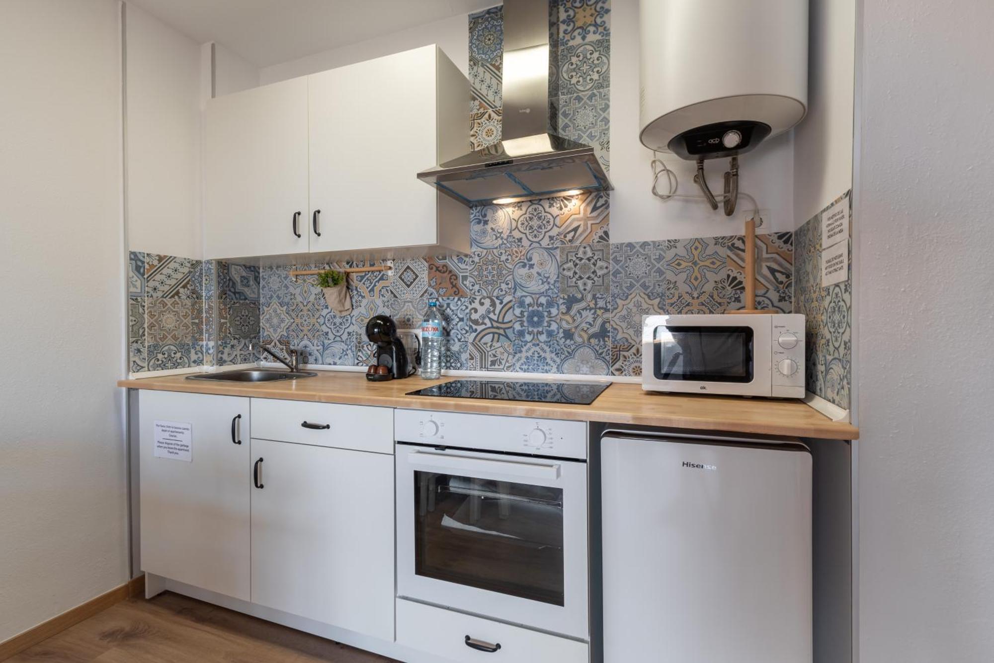 Renovated Apartment On Beachside With Pool Nerja Esterno foto